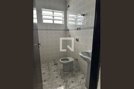 Casa à venda com 190m², 3 quartos e 2 vagasBanheiro