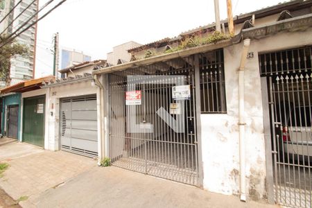 Casa à venda com 80m², 3 quartos e 1 vaga Casa à venda com 80m², 3 quartos e 1 vagaFachada