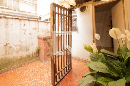 Casa à venda com 80m², 3 quartos e 1 vaga Casa à venda com 80m², 3 quartos e 1 vagaQuintal