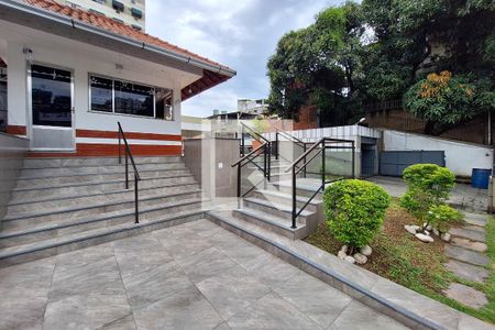 Apartamento à venda com 70m², 2 quartos e 1 vaga Apartamento à venda com 70m², 2 quartos e 1 vagaFachada