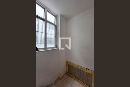 Apartamento à venda com 70m², 2 quartos e 1 vaga Apartamento à venda com 70m², 2 quartos e 1 vagaQuarto de Serviço