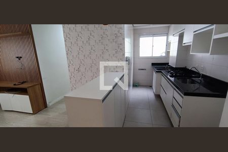 Sala/Cozinha de apartamento para alugar com 2 quartos, 44m² em Jardim Leonidas Moreira, São Paulo