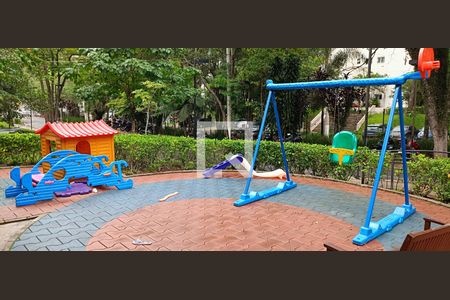 Apartamento para alugar com 44m², 2 quartos e 1 vaga Apartamento para alugar com 44m², 2 quartos e 1 vagaÁrea comum - Playground