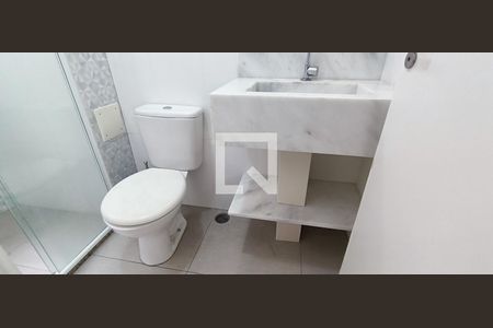 Apartamento para alugar com 44m², 2 quartos e 1 vaga Apartamento para alugar com 44m², 2 quartos e 1 vagaBanheiro