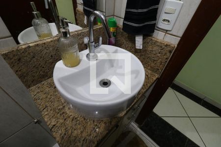 Apartamento à venda com 120m², 3 quartos e 2 vagasBanheiro Social - Pia