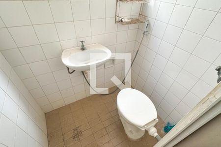 Apartamento à venda com 116m², 3 quartos e 1 vaga Apartamento à venda com 116m², 3 quartos e 1 vagaBanheiro de serviço