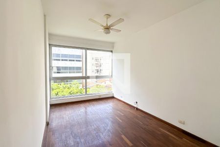 Apartamento à venda com 116m², 3 quartos e 1 vaga Apartamento à venda com 116m², 3 quartos e 1 vagaSuíte
