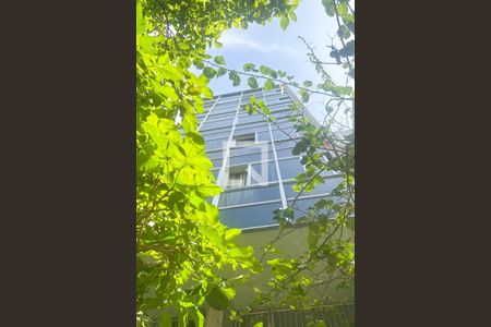 Apartamento à venda com 116m², 3 quartos e 1 vaga Apartamento à venda com 116m², 3 quartos e 1 vagaFachada