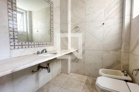 Apartamento à venda com 116m², 3 quartos e 1 vaga Apartamento à venda com 116m², 3 quartos e 1 vagaBanheiro Social