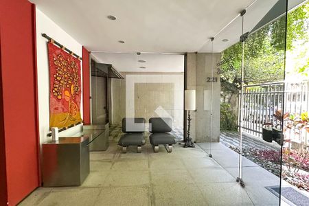 Apartamento à venda com 116m², 3 quartos e 1 vaga Apartamento à venda com 116m², 3 quartos e 1 vagaEntrada