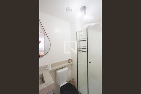 Banheiro de apartamento para alugar com 1 quarto, 28m² em Jardim Mirante, São Paulo