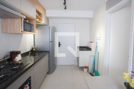 Cozinha de apartamento para alugar com 1 quarto, 28m² em Jardim Mirante, São Paulo
