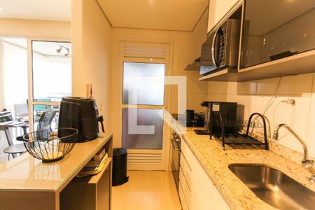 Cozinha de apartamento para alugar com 1 quarto, 40m² em Brás, São Paulo