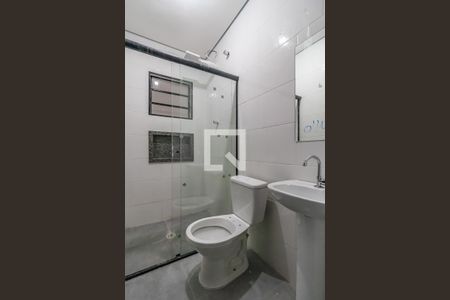 Banheiro de apartamento para alugar com 1 quarto, 60m² em Jardim Maria Helena, Barueri