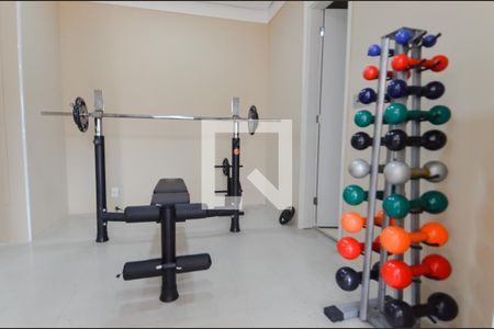 Apartamento à venda com 44m², 2 quartos e 1 vaga Apartamento à venda com 44m², 2 quartos e 1 vagaAcademia