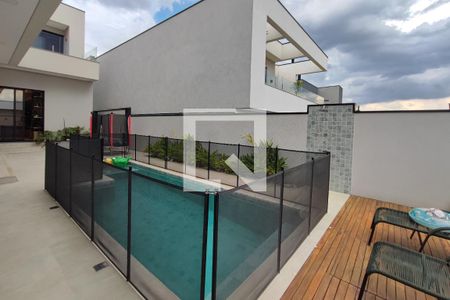 Casa de condomínio à venda com 290m², 3 quartos e 4 vagasQuintal - Piscina
