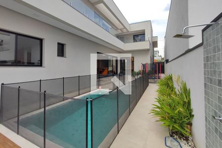 Casa de condomínio à venda com 290m², 3 quartos e 4 vagasQuintal - Piscina
