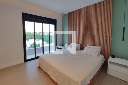 Casa de condomínio à venda com 290m², 3 quartos e 4 vagasQuarto Suíte 2