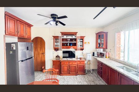 Apartamento à venda com 129m², 2 quartos e 2 vagasCozinha