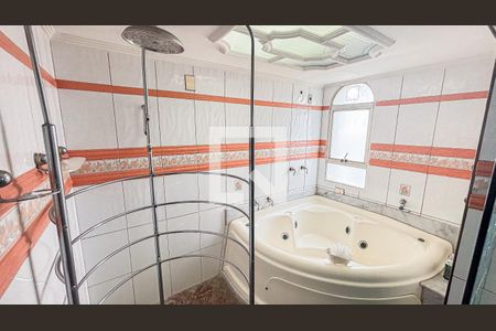 Apartamento à venda com 129m², 2 quartos e 2 vagasBanheiro da Suíte