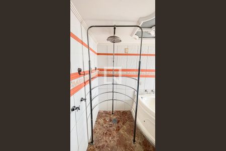 Apartamento à venda com 129m², 2 quartos e 2 vagasBanheiro da Suíte