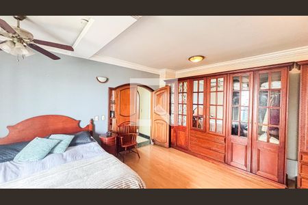 Apartamento à venda com 129m², 2 quartos e 2 vagasSuíte