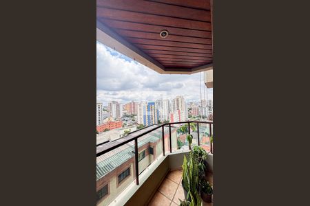 Apartamento à venda com 129m², 2 quartos e 2 vagasSuíte Varanda