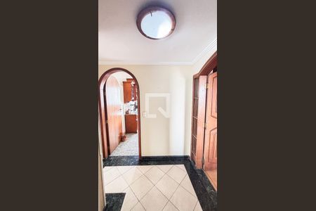 Apartamento à venda com 129m², 2 quartos e 2 vagasCorredor