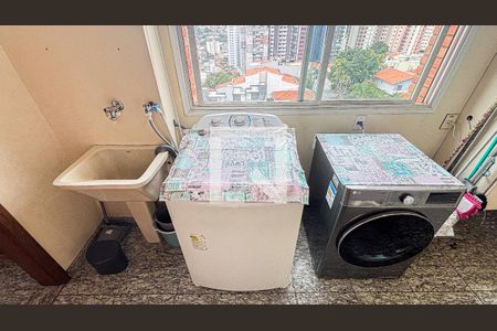 Apartamento à venda com 129m², 2 quartos e 2 vagasÁrea de Serviço