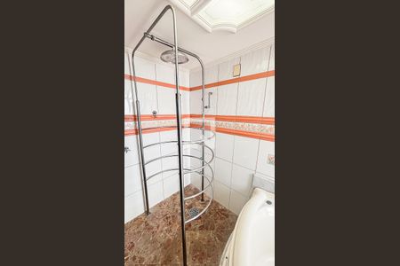 Apartamento à venda com 129m², 2 quartos e 2 vagasBanheiro da Suíte