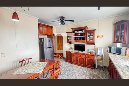 Apartamento à venda com 129m², 2 quartos e 2 vagasCozinha
