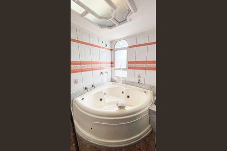 Apartamento à venda com 129m², 2 quartos e 2 vagasBanheiro da Suíte