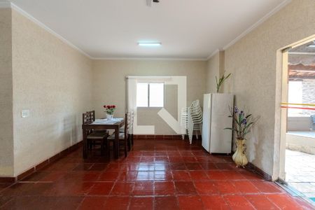 Apartamento para alugar com 40m², 1 quarto e 1 vaga Apartamento para alugar com 40m², 1 quarto e 1 vagaÁrea comum - Salão de festas