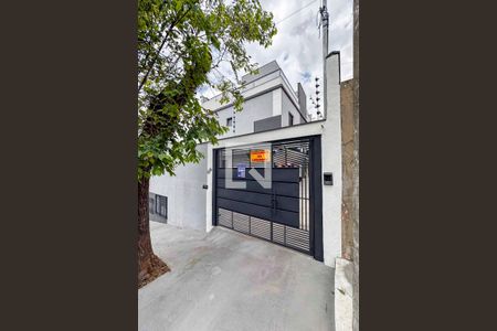 Casa de condomínio à venda com 102m², 2 quartos e 1 vagaFachada