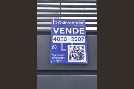 Casa de condomínio à venda com 102m², 2 quartos e 1 vagaPlaca Banner Instalada na Fachada