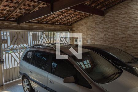 Casa à venda com 355m², 3 quartos e 6 vagas Casa à venda com 355m², 3 quartos e 6 vagasGaragem