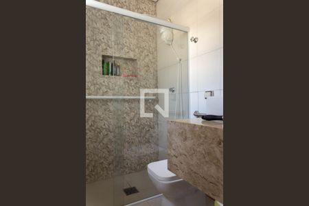 Casa à venda com 355m², 3 quartos e 6 vagas Casa à venda com 355m², 3 quartos e 6 vagasBanheiro