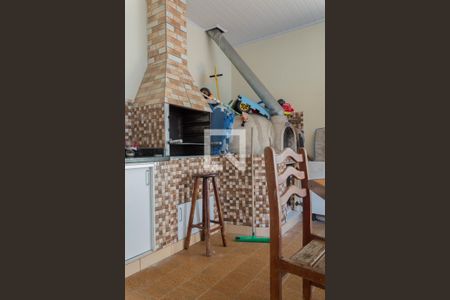 Casa à venda com 355m², 3 quartos e 6 vagas Casa à venda com 355m², 3 quartos e 6 vagasÁrea de Serviço