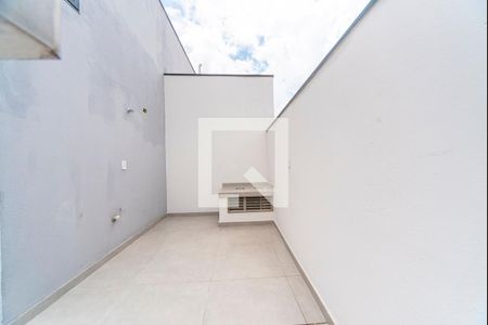 Casa de condomínio à venda com 89m², 2 quartos e 1 vagaCobertura