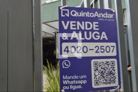 Apartamento para alugar com 55m², 2 quartos e 1 vagaPlaquinha