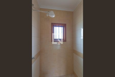 Casa à venda com 247m², 3 quartos e 4 vagasSótão - Banheiro