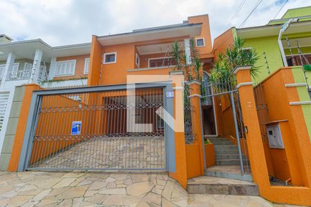 Casa à venda com 247m², 3 quartos e 4 vagasVista da Rua