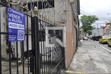 Casa à venda com 185m², 4 quartos e 1 vagaFachada