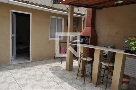 Casa à venda com 185m², 4 quartos e 1 vagaÁrea comum