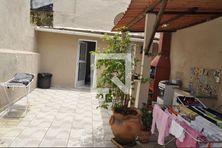 Casa à venda com 185m², 4 quartos e 1 vagaÁrea comum