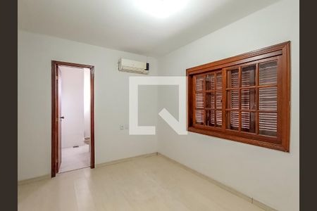 Casa de condomínio à venda com 220m², 3 quartos e 2 vagas Casa de condomínio à venda com 220m², 3 quartos e 2 vagas Quarto 2
