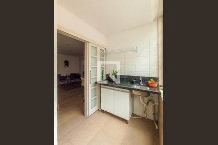 Apartamento à venda com 86m², 3 quartos e 1 vagaÁrea de serviço 