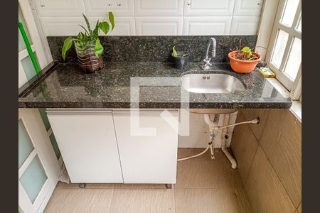 Apartamento à venda com 86m², 3 quartos e 1 vagaÁrea de serviço 