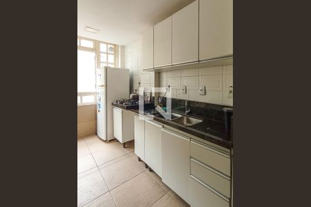 Apartamento à venda com 86m², 3 quartos e 1 vagaCozinha 