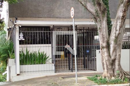 Apartamento para alugar com 130m², 2 quartos e 1 vagaFachada